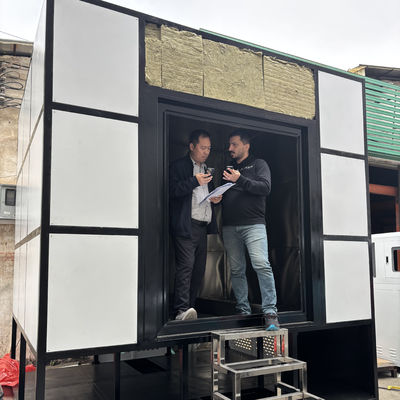 Equipo de ensayo de plásticos para ensayos de tensión múltiple de aislantes a una temperatura húmeda de 50 °C