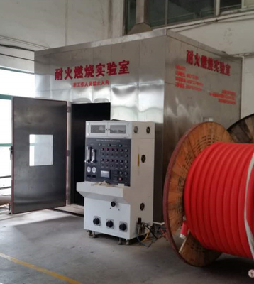 Máquina de ensayo de la lluvia que arde por vibración por impacto para cables aislados por minerales