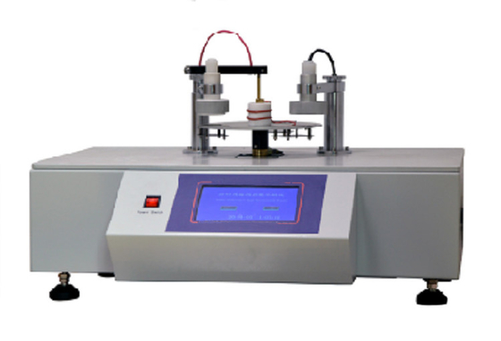 Máquina de prueba antistática de tejidos utilizada para evaluar y determinar las propiedades electrostáticas de varias fibras, hilos