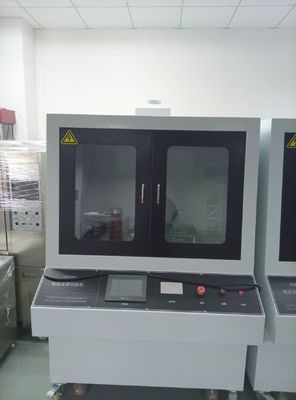 Máquina de prueba de resistencia eléctrica de material aislante sólido de 220 V altamente precisa con medición de voltaje ≤ 5%