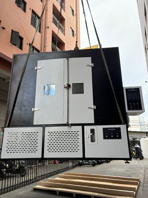 Máquina de ensayo de resistencia a rayos UV y arañazos